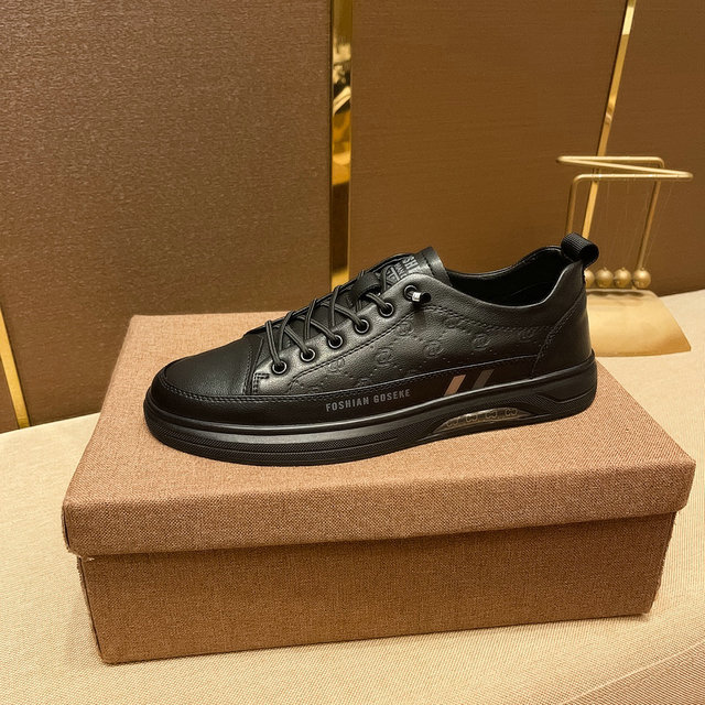 men gucci shoes-486